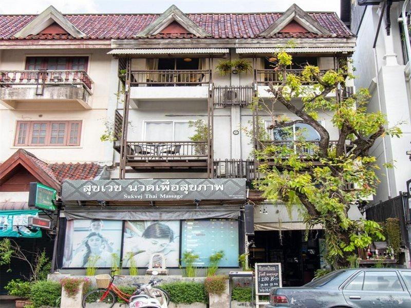 Oyo 391 Pat'S Klangviang Guesthouse Csiangmaj Kültér fotó