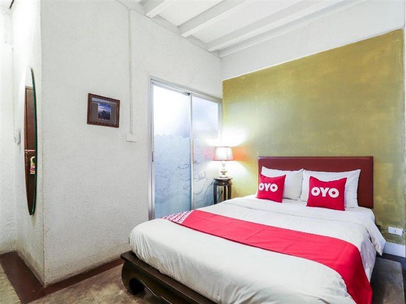 Oyo 391 Pat'S Klangviang Guesthouse Csiangmaj Kültér fotó
