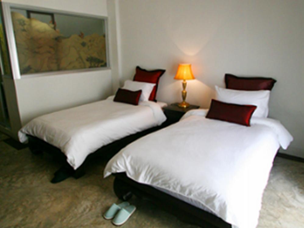 Oyo 391 Pat'S Klangviang Guesthouse Csiangmaj Kültér fotó