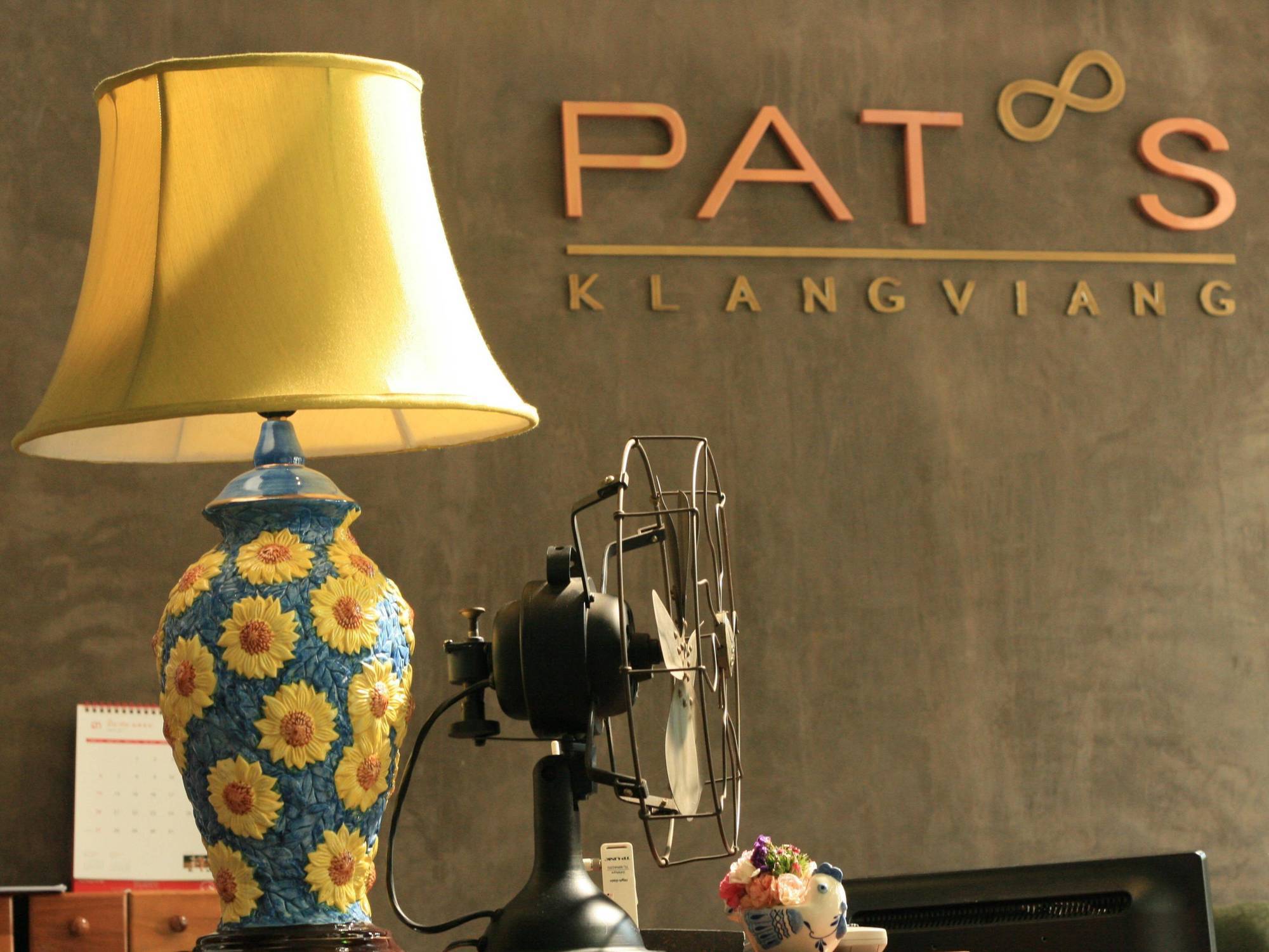 Oyo 391 Pat'S Klangviang Guesthouse Csiangmaj Kültér fotó