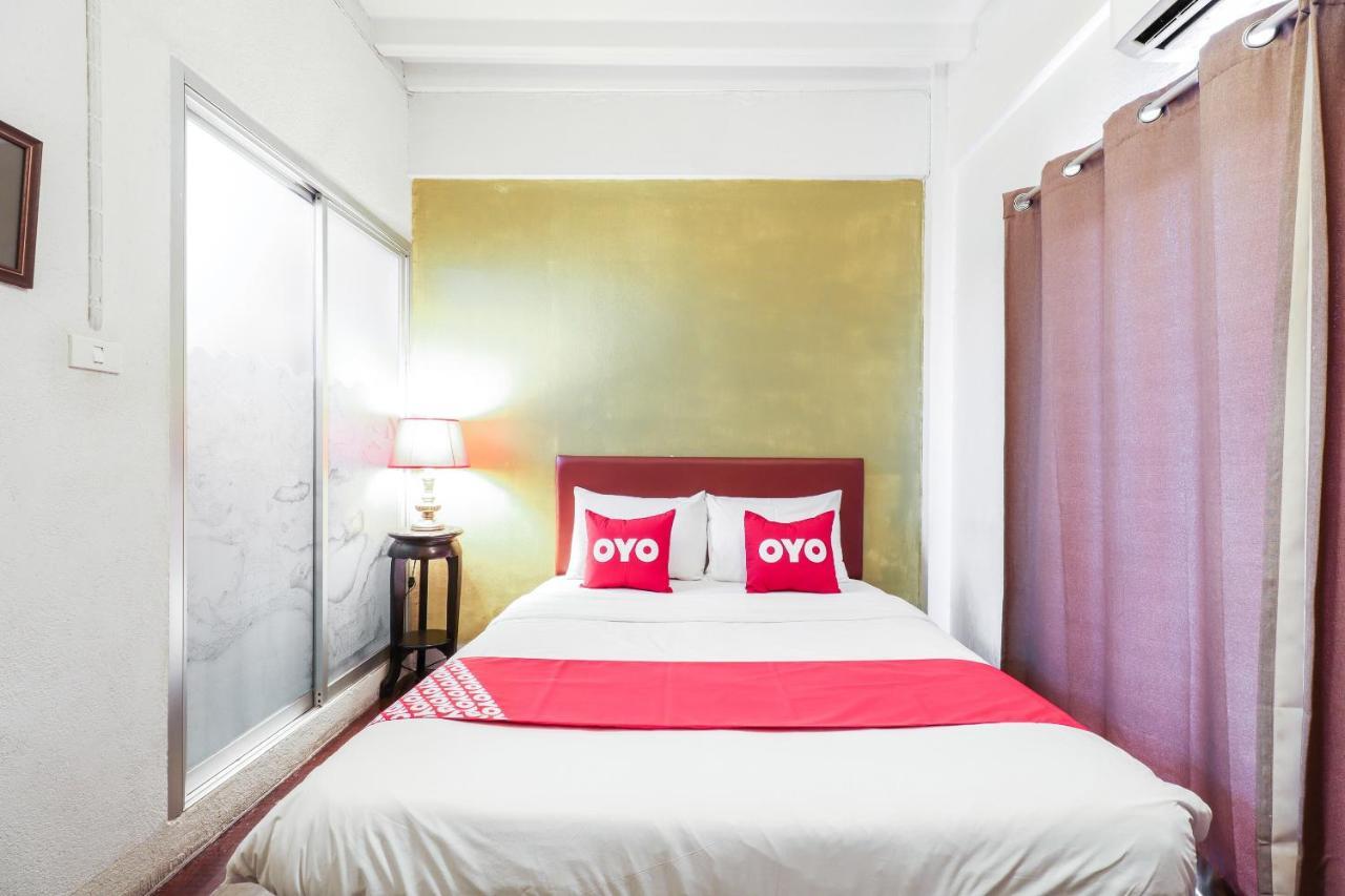 Oyo 391 Pat'S Klangviang Guesthouse Csiangmaj Kültér fotó