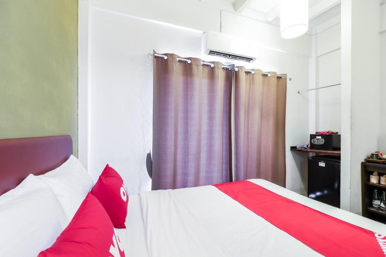 Oyo 391 Pat'S Klangviang Guesthouse Csiangmaj Kültér fotó